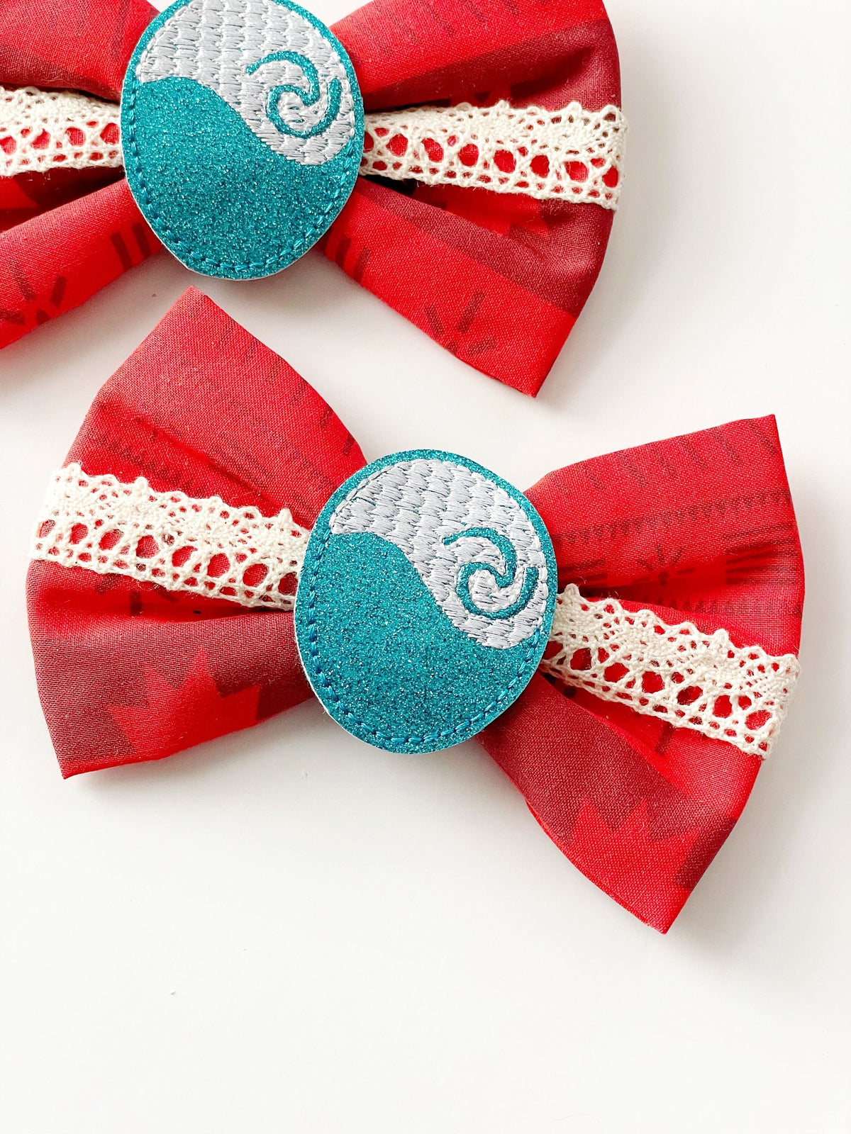 Moana Inspired Fabric Bow, Disneyland Hair Bow, Disney World Hair Clip, Moana Hair Bow, Hawaii Bow Clip, Disney Park Bow