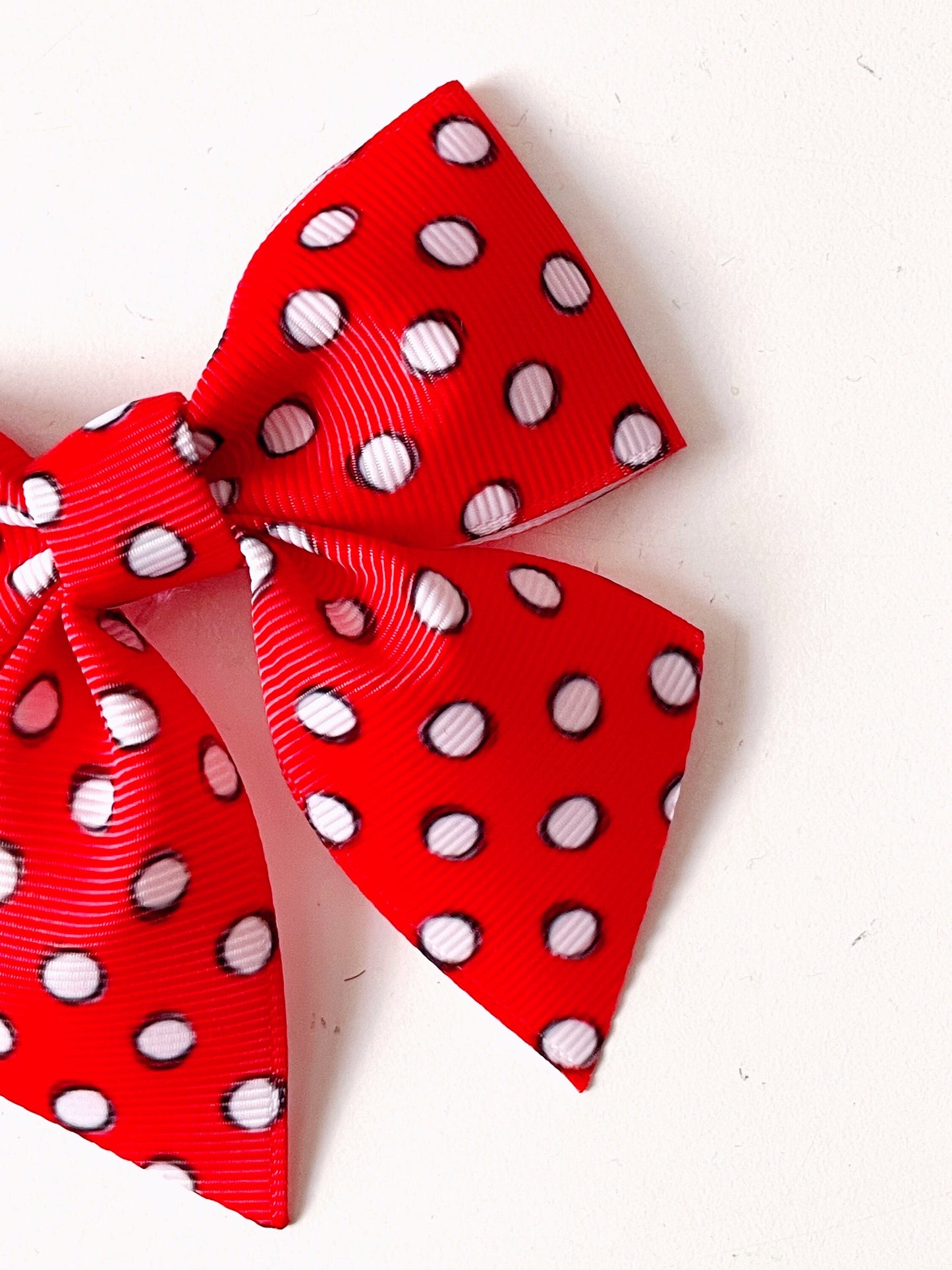 Minnie Mouse Ribbon Hair Clip.