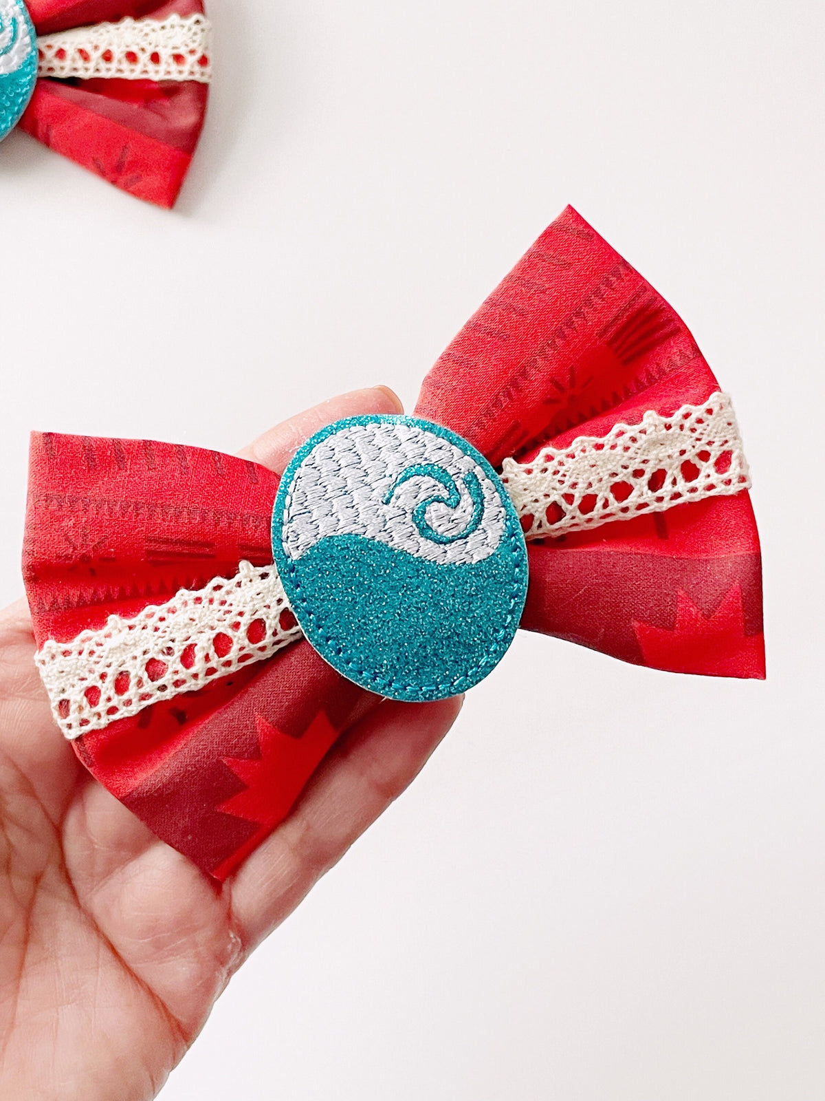 Moana Inspired Fabric Bow, Disneyland Hair Bow, Disney World Hair Clip, Moana Hair Bow, Hawaii Bow Clip, Disney Park Bow