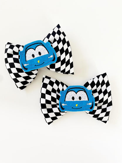 Sally Carrera Hair Bow